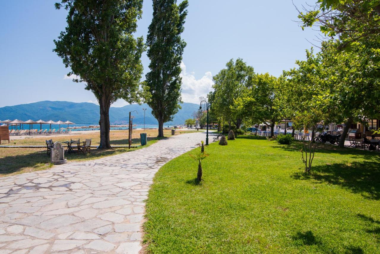 Villa Alexandra Sun Nea Vrasna Exterior photo